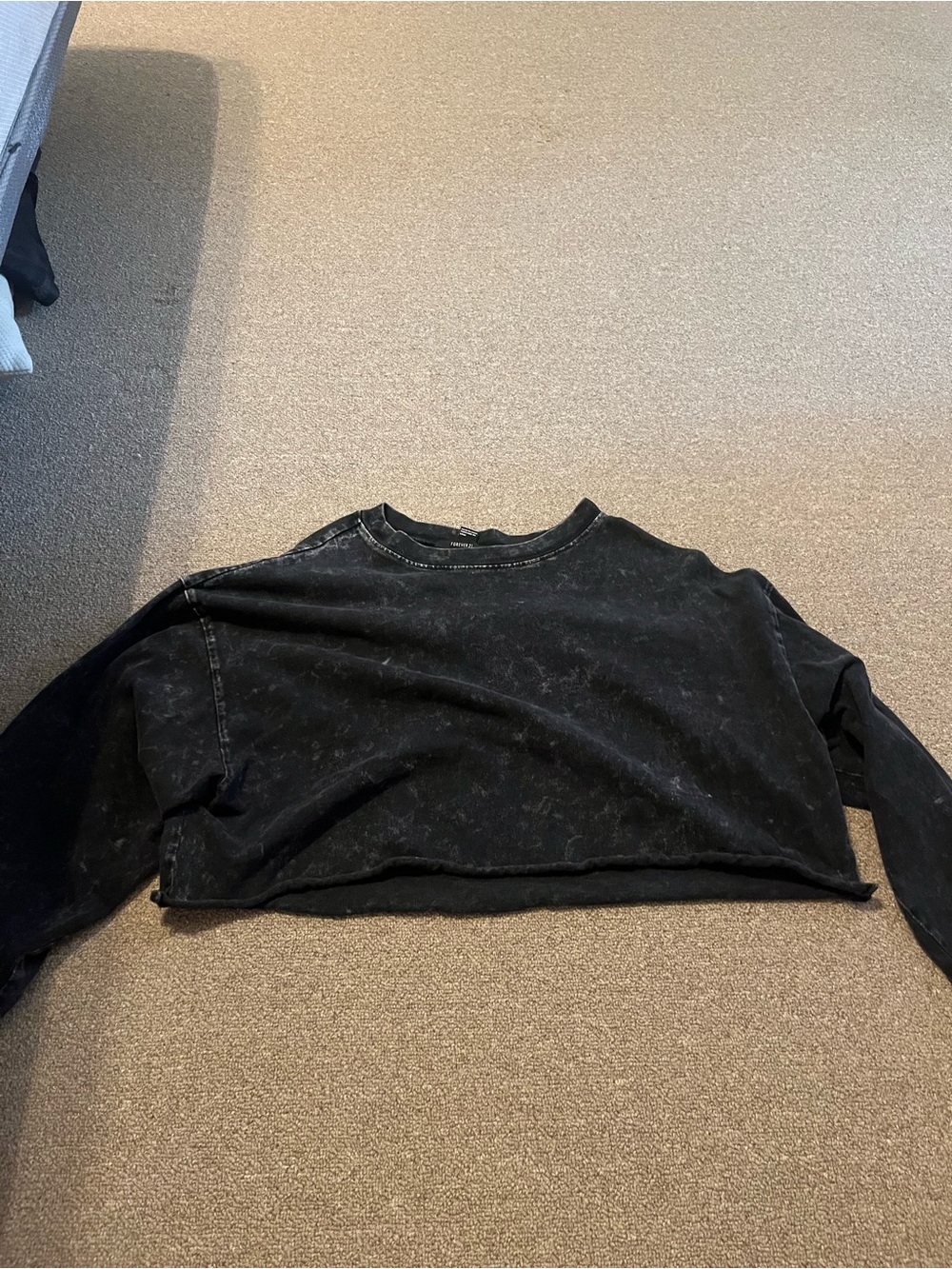 Forever 21 Black Washed Cropped Long Sleeve